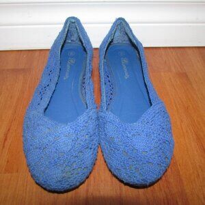 Bluecrush Blue Lace Flats - Sz 8